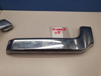 Молдинг переднего бампера правый для Mitsubishi Pajero V8 V9 2006-