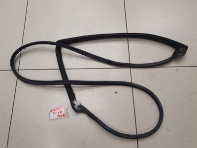 Уплотнитель двери задней правой для Toyota Avensis T27 2008-2018