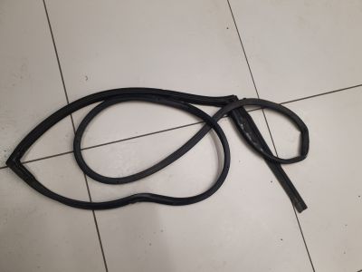 Уплотнитель двери задней правой для Mazda 6 GH 2007-2012