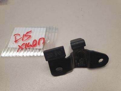 Кронштейн амортизатора двери багажника правый для BMW X5 F15 2013-2018