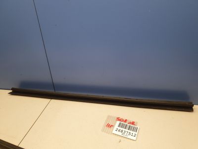 Накладка стекла передней правой двери для Peugeot 508 2010-2018