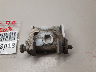 Петля двери передней правой верхняя для Peugeot 508 2010-2018