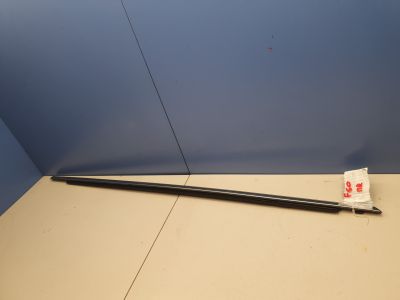 Молдинг стекла передней правой двери для Mini Countryman F60 2016-