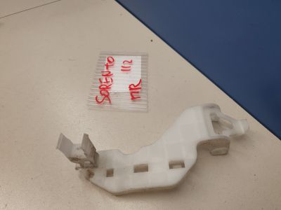 Кронштейн замка двери передний правый для KIA Sorento 2009-2021