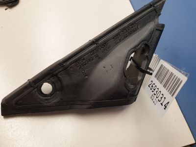 Уплотнитель зеркала правого для BMW 5 G30 F90 2016-