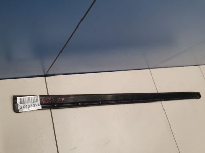 Накладка двери передней правой для Mercedes R-klasse W251 2005-2017