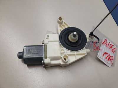 Моторчик стеклоподъёмника передний правый для Mercedes A-klasse W176 2012-2018