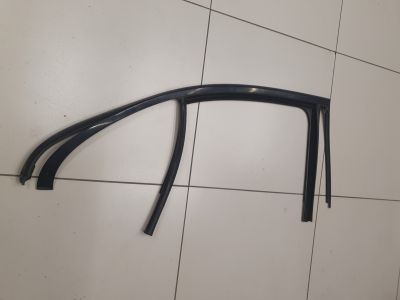 Уплотнитель стекла двери задний правый для Mercedes E-klasse W213 2016-