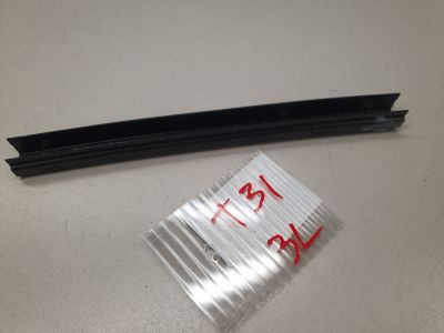 Направляющая стекла задней левой двери для Nissan X-Trail T31 2007-2014