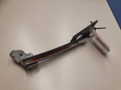 Направляющая стекла задней левой двери для Peugeot 508 2010-2018