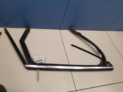 Уплотнитель стекла двери задний левый для Peugeot 508 2010-2018