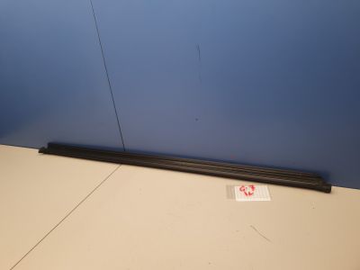 Накладка стекла задней левой двери для Volkswagen Golf 7 2012-2020