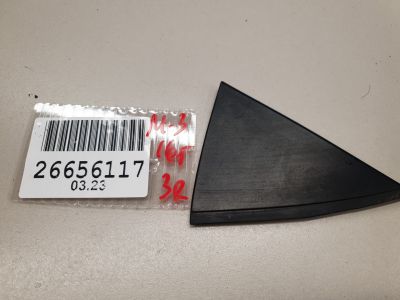 Накладка двери задней правой для Mazda 3 BM 2013-2018