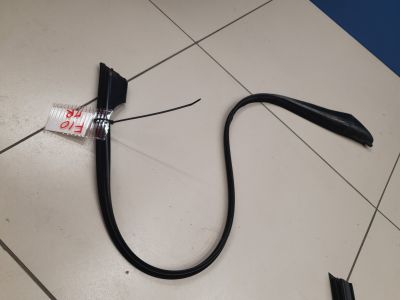 Уплотнитель двери передней правой для BMW 5 F10 2009-2017