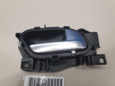 Ручка двери внутренняя правая для Peugeot 2008 2013-2019