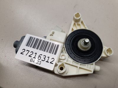 Моторчик стеклоподъёмника передний правый для Mercedes A-klasse W176 2012-2018