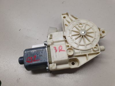 Моторчик стеклоподъёмника задний правый для Mercedes E-klasse W212 2009-2016