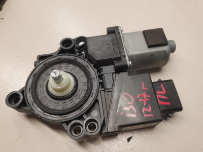 Моторчик стеклоподъёмника передний левый для Hyundai i30 2012-2017