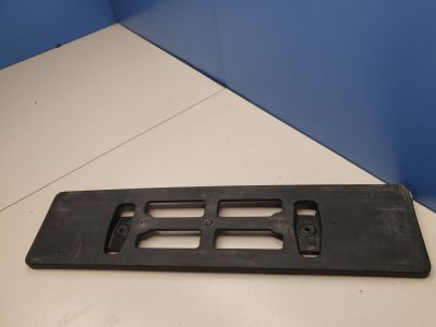 Накладка переднего бампера под номер для Volvo XC40 2017-