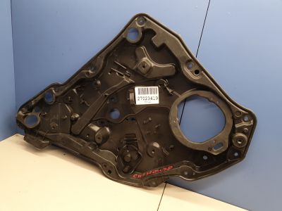 Кронштейн стеклоподъемника задней левой двери для Mercedes CLA-klasse C117 2013-2019