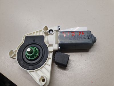 Моторчик стеклоподъёмника для Mercedes CLS-klasse W218 2010-2017