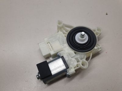 Моторчик стеклоподъёмника передний левый для BMW 3 G20 2019-