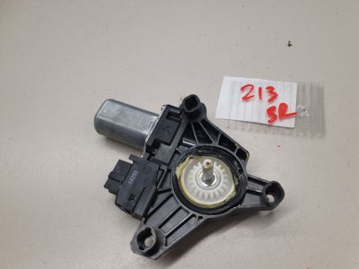 Моторчик стеклоподъёмника задний правый для Mercedes E-klasse W213 2016-