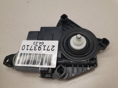 Моторчик стеклоподъёмника задний левый для BMW X3 G01 G08 2017-