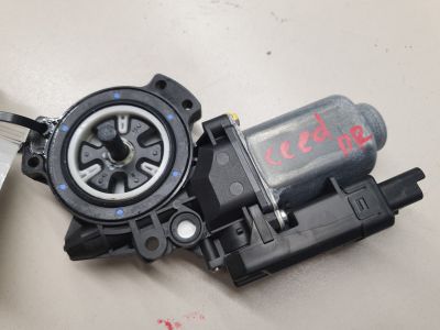 Моторчик стеклоподъёмника передний правый для KIA Ceed 2007-2012