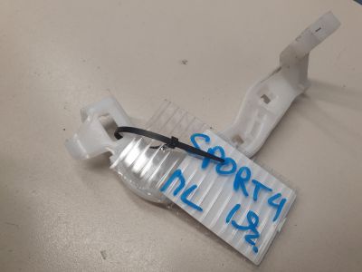 Кронштейн замка двери передний левый для KIA Sportage 2015-2021