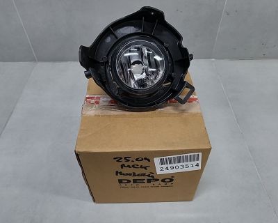 Фара противотуманная левая для Nissan Pathfinder R51 2005-2014