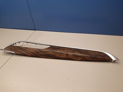 Накладка обшивки двери передней правой для Cadillac XT5 2016-