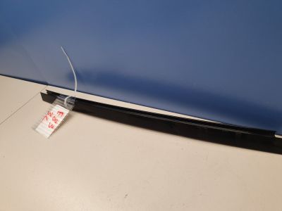 Направляющая стекла задней левой двери для BMW X3 E83 2003-2010