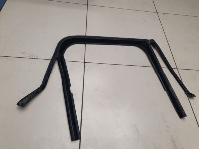 Уплотнитель стекла двери задний правый для Mini Countryman F60 2016-