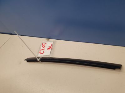 Направляющая стекла задней правой двери для Mercedes C-klasse W205 2014-