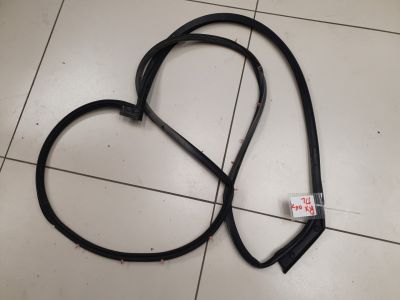 Уплотнитель двери передней левой для Lexus RX XU30 2003-2009