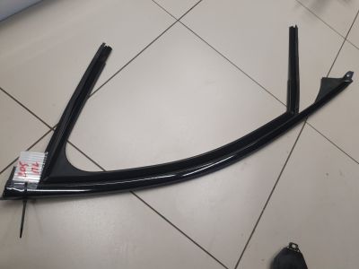 Уплотнитель стекла передней левой двери для Mercedes C-klasse W205 2014-