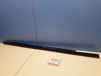 Молдинг стекла задней левой двери для Jeep Grand Cherokee WK2 2010-