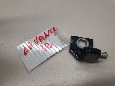 Петля двери задней правой верхняя для Maserati Levante 2016-