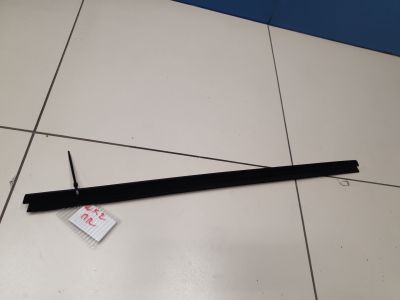 Накладка стекла передней правой двери для Jeep Grand Cherokee WK2 2010-