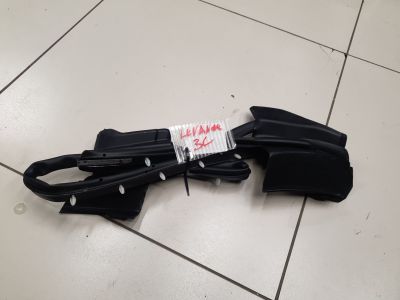 Уплотнитель двери задней левой для Maserati Levante 2016-