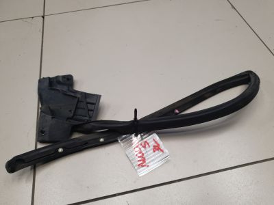 Уплотнитель двери задней левой для Tesla Model S 2012-