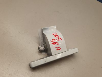 Петля двери задней правой нижняя для Mercedes C-klasse W205 2014-