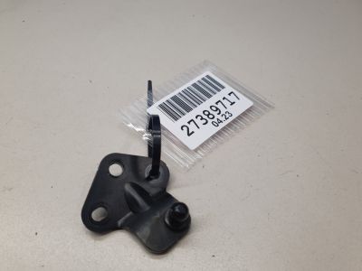 Кронштейн амортизатора двери багажника правый для Porsche Macan 2013-