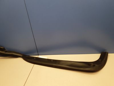 Уплотнитель двери багажника левый для Maserati Levante 2016-