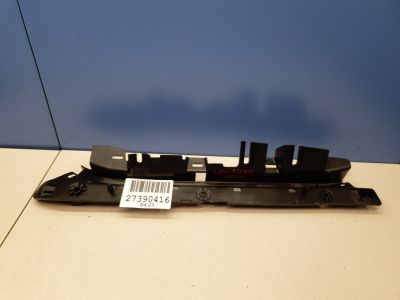 Кронштейн накладки двери багажника левый для Maserati Levante 2016-