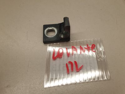 Петля двери передней левой нижняя для Maserati Levante 2016-