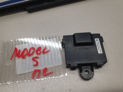 Блок комфорта задней левой двери для Tesla Model S 2012-