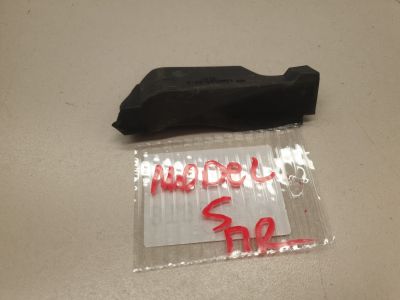 Уплотнитель двери передней правой для Tesla Model S 2012-