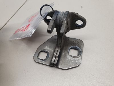 Петля двери задней левой нижняя для Tesla Model S 2012-